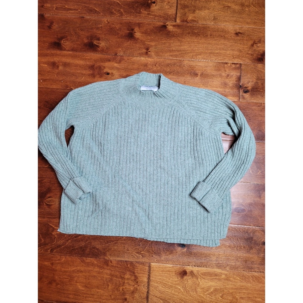 Old Navy Youth Girls Light Green Sage Cream Ribbed Sweater Size L 10-12